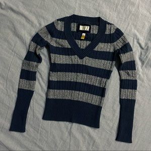 AEO pullover sweater shirt